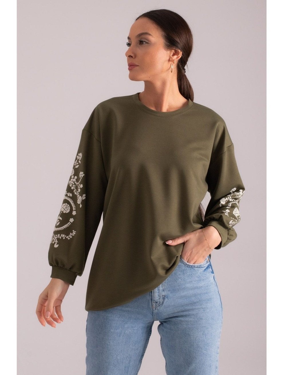 Boheme Chic Sweatshirt med Paisleymønster på Ærmerne