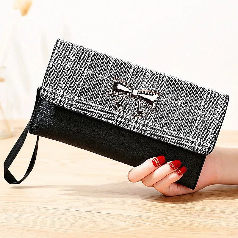 Eksklusive Designer Clutches i Assorterede Teksturer