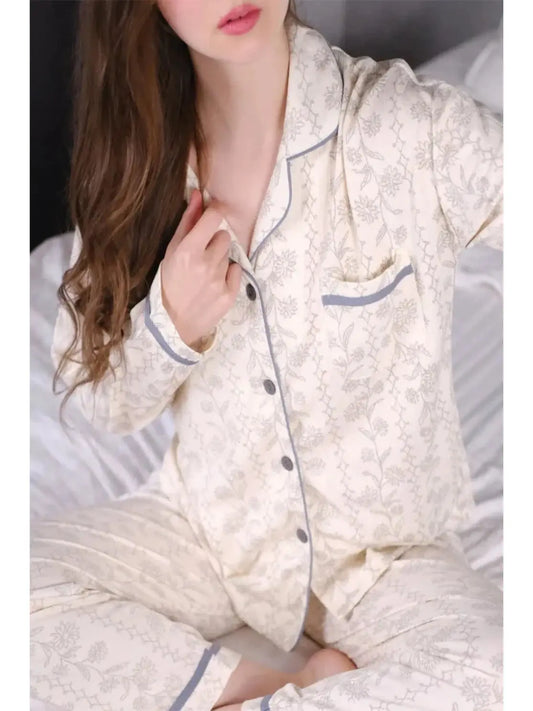 Elegant Elfenben Pyjamas Sæt med Blomstermønster